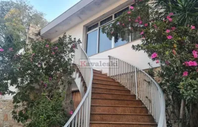 Casa com 4 quartos para alugar na Avenida Piassanguaba, --, Planalto Paulista, São Paulo