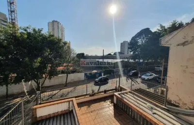 Sobrado com 4 quartos e 5 banheiros à venda, 194 m²