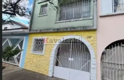 Casa com 2 quartos e 2 banheiros à venda, 179 m² por