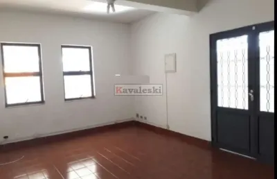 Sobrado para uso residencial e comercial ao lado do carrefour anchieta