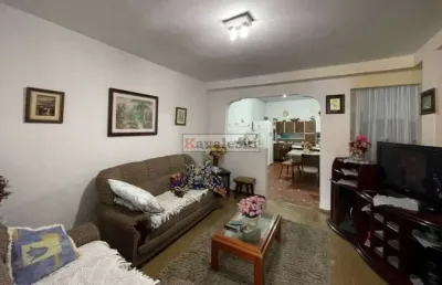 ..  oportunidade 2 casas térreas ao lado de todo o comércio ( edícula ) ..