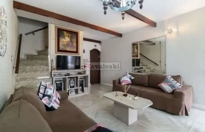 Sobrado à venda com 131m², 3 dormitórios 1 vaga - quintal, jardim da gloria