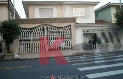 Sobrado lindo ao lado do metrô santos imigrantes !!
