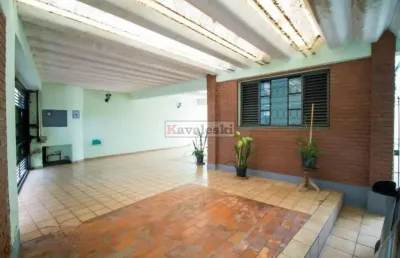 Casa térrea  4 dorm, 1 ste, 8 vagas 420m² -  300metros do metrô sacomã.