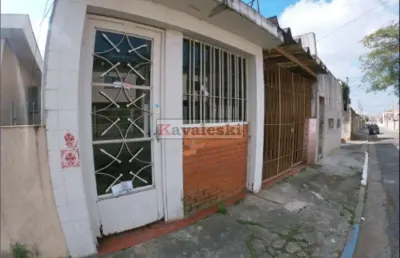 Casas para 2 familias ou para renda ao lado metrô conceição