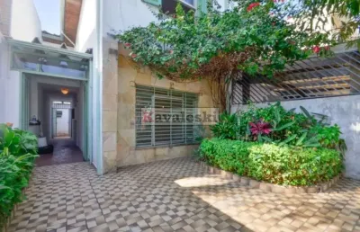 Sobrado pertinho do mêtro. ( saúde e praça da arvore) - oportubidade