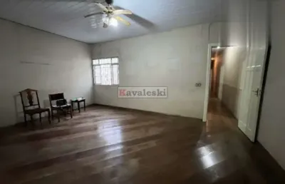 Casa com 3 quartos para alugar na Rua Bom Pastor, --, Ipiranga, São Paulo