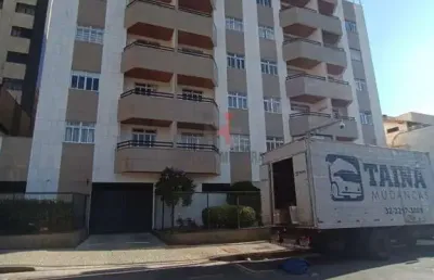 Excelente apartamento de 2 quartos no alto dos passos!