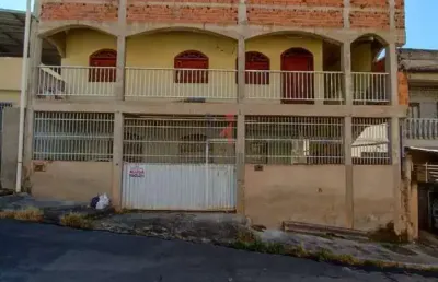 Casa com 2 quartos para alugar na Rua Carlos Rocha, 702, Progresso, Juiz de Fora