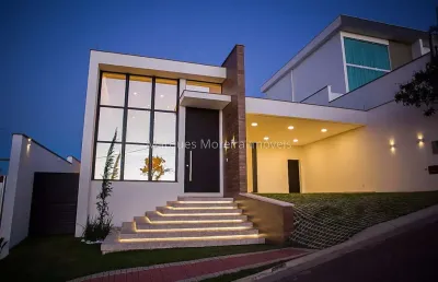 Casa em condomínio fechado com 3 quartos à venda na Rua Deputado Lahyr Tostes, Spina Ville II, Juiz de Fora