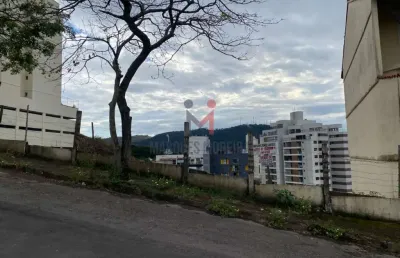 Terreno à venda na Rua José Romão Guedes, Granbery, Juiz de Fora