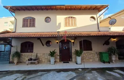 Casa com 4 quartos à venda na Praça Praca Arthur Bernardes, 190, Bandeirantes, Juiz de Fora