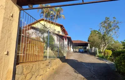 Casa com 3 quartos à venda na Rua da Neblina, Novo Horizonte, Juiz de Fora