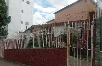 A casa dos seus sonhos: espaço, conforto e localização privilegiada esperam por você!