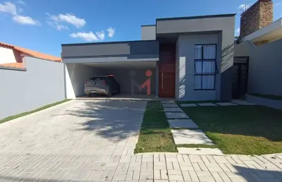 Casa com 3 quartos à venda na Rua Ivon José Curi, 205, Portal da Torre, Juiz de Fora