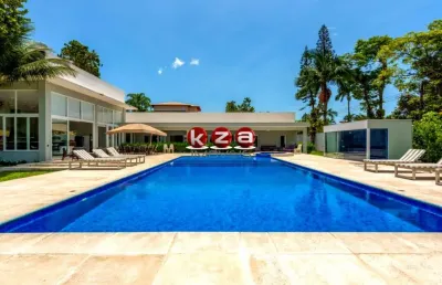 Maravilhosa casa de luxo, frente para o mar, com 7 suítes em condomínio, praia do tenório/vermelha em ubatuba-sp - 930m² de área!