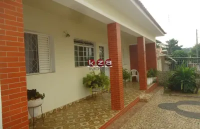 Casa de 3 quartos na vila angeli, valinhos-sp: 159m², 2 banheiros. agende sua visita!