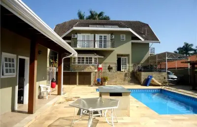 Imperdível oportunidade: casa em condomínio de luxo na colinas dos álamos, valinhos-sp - 3 quartos, 3 suítes, 540m².