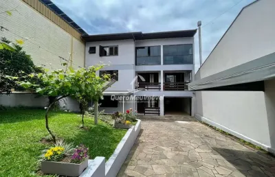 Casa com 7 quartos à venda na rua elvira cruz netto, 514, de lazzer, caxias do sul por r$ 1.480.000
