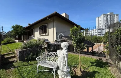 Casa com 3 quartos à venda na rua josé albino reuse, 606, sanvitto, caxias do sul por r$ 1.299.000