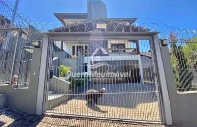 Casa com 4 quartos à venda na rua cubilai schio, 176, nossa senhora da saúde, caxias do sul por r$ 1.450.000