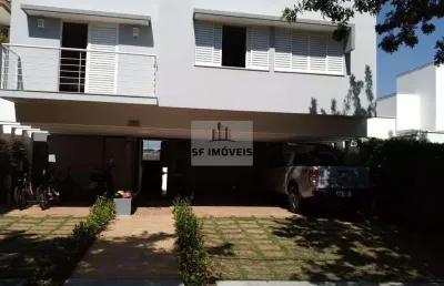Excelente sobrado, 450m², 3 dormitórios, à venda no cond. lago da boa vista