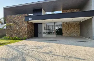 Belíssima casa de 445m², térrea, em terreno de 1000m², à venda no saint patrick
