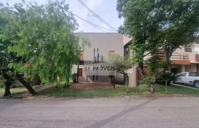 Ótima casa de 305m², 5 dormitórios, para alugar ou vender, no granja olga 1