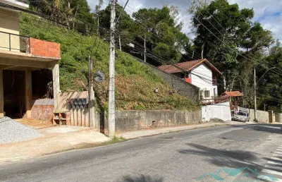 Terreno à venda na Rua Oscar José da Silva, 498, Pimenteiras, Teresópolis