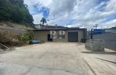 Sala comercial à venda na Rua Heitor de Moura Estevão, 354, Várzea, Teresópolis