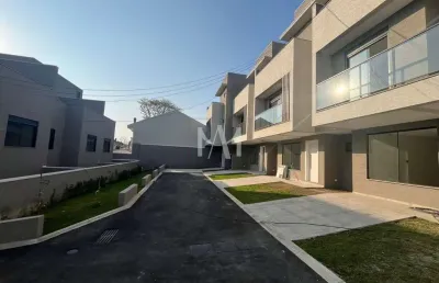 Casa em condomínio fechado com 3 quartos à venda na rua luiz leduc, 146, vista alegre, curitiba por r$ 849.900