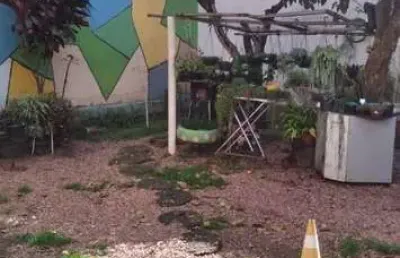 Casa 4 dorm. + 3 vagas 130m² três figueiras - porto alegre