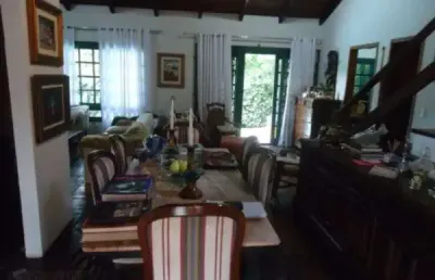 Casa para venda - 252m², 3 dormitórios, 2 vagas - ipanema