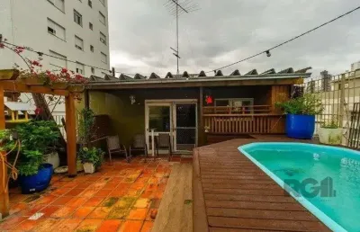 Cobertura 125m² - 3 dormitórios, 2 vagas no bairro petrópolis