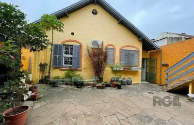 Casa com 4 quartos à venda na Rua Bernardino Caetano Fraga, 607, Santa Tereza, Porto Alegre