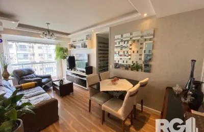 Apartamento de 2 dormitórios com suíte, churrasqueira, 2 vagas, condomínio com infraestrutura completa.