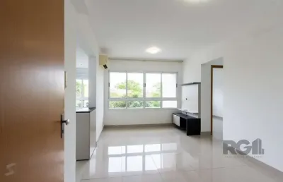 Apartamento semi-mobiliado, com área privada de 50,95 m2