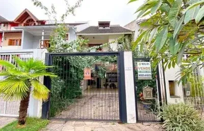 Casa em porto alegre, no bairro espírito santo, com 3 dormitório(s), à venda.