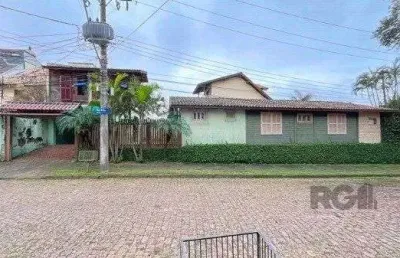Casa em porto alegre, no bairro ipanema, com 3 dormitório(s), e 3 banheiros, à venda.