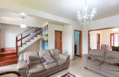 Casa para venda - 192.18m², 3 dormitórios, sendo 1 suites, 2 vagas - cristal