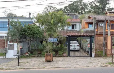 Casa para venda com 3 dormitórios, sendo 1 suites e 4 vagas no bairro ipanema