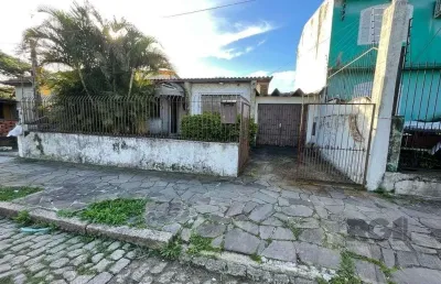Casa com 3 quartos à venda na Rua Horizontina, 145, Cavalhada, Porto Alegre