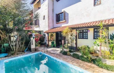 Venha morar num lugar tranquilo da zona sul, casa de 334m², 3 dormitórios no espirito santo