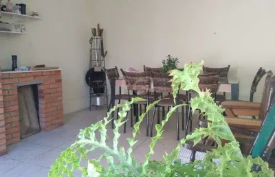 Casa com 2 quartos à venda na Rua Osório R. Correa, 392, Centro, Gravataí