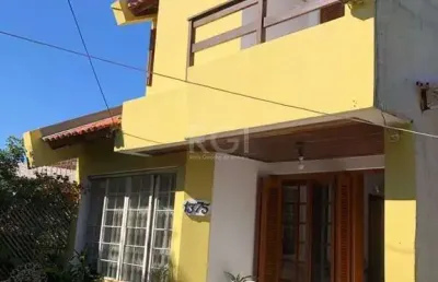 Casa para venda - 178.5m², 3 dormitórios, sendo 2 suites, 2 vagas - tristeza