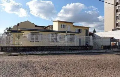 Casa para venda - 200m², 4 dormitórios, 4 vagas - passo da areia