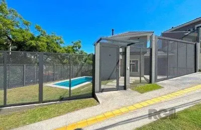 Casa em porto alegre, no bairro jardim isabel, com 3 dormitório(s), e 3 banheiros, à venda.