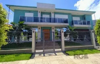 Casa em porto alegre, no bairro hípica, com 3 dormitório(s), e 3 banheiros, à venda.