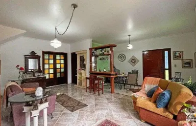 Casa com 3 dormitórios no bairro jardim itu, porto alegre