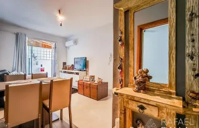 Térreo reformado com pátio na joão alfredo, excelente para pets